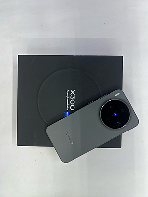 Vivo X300 Refurbished